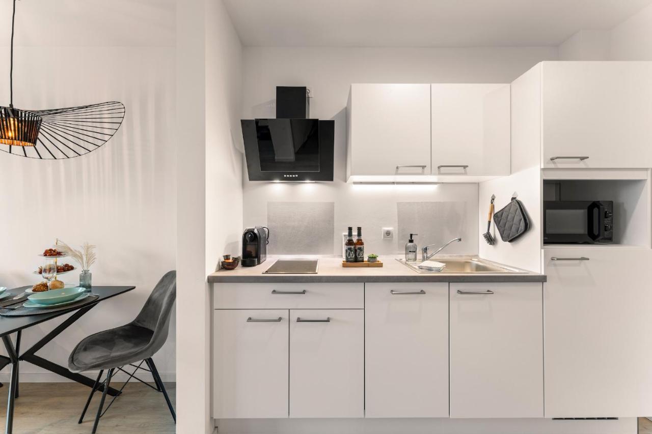 Modernes Apartment Am Gleispark Olsztyn Bagian luar foto